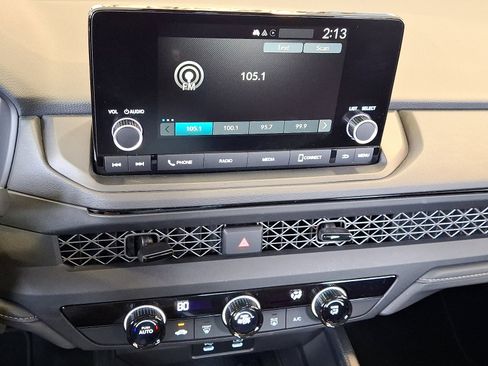 Certified 2025 Honda Accord LX image 13