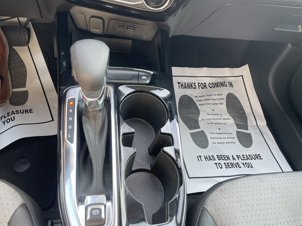 Certified 2025 Chevrolet Trax LT FWD image 22