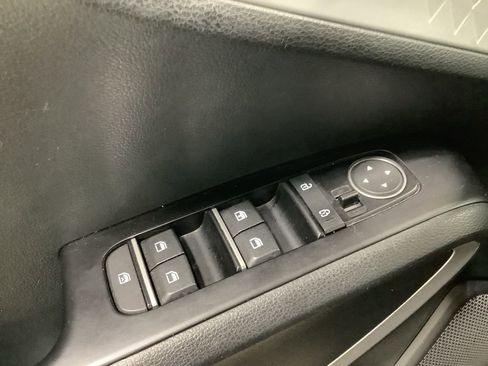 Certified 2023 Kia Soul LX image 14