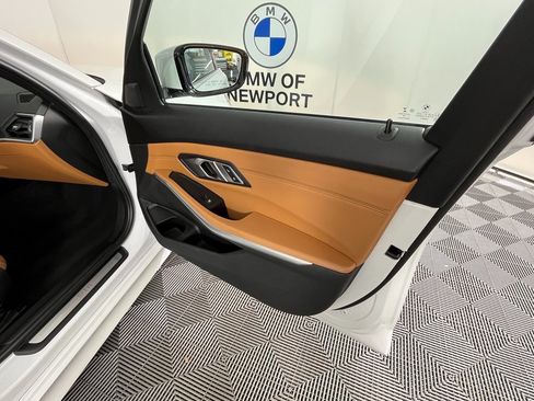 Used 2019 BMW 330i xDrive 330i xDrive w/ Convenience Package image 21