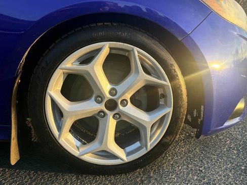 Used 2013 Ford Focus ST image 42