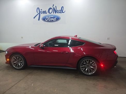 Used 2024 Ford Mustang Premium image 23