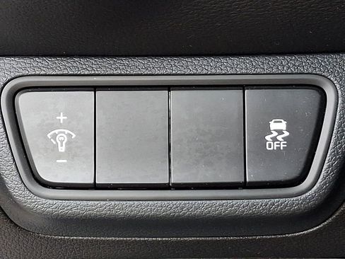 Certified 2023 Kia Forte LXS FWD image 23
