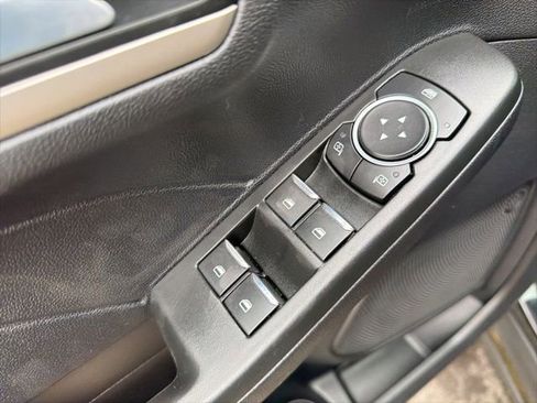 Used 2022 Ford Escape SEL w/ Technology Package image 24