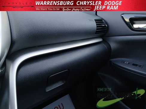 Used 2025 Mitsubishi Eclipse Cross SE image 29