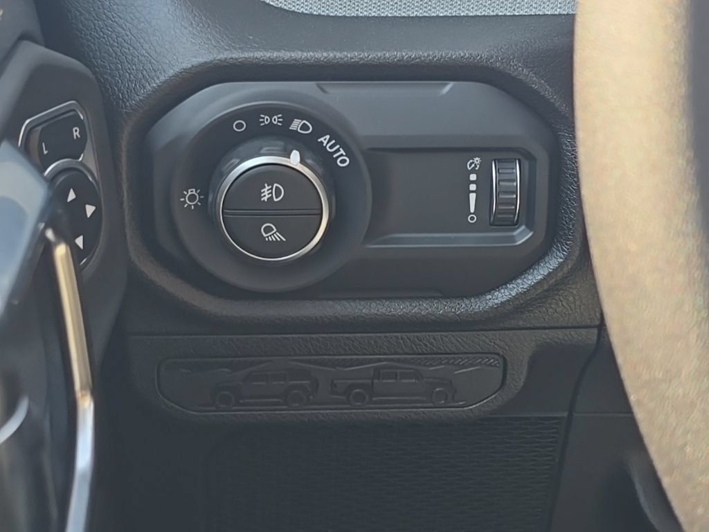 New 2026 Jeep Gladiator Sport AWD/4WD image 25