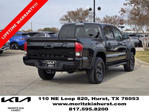 Used 2021 Toyota Tacoma SR5 w/ Trail Edition image 4