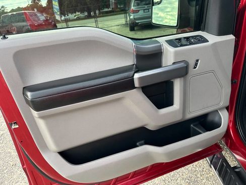 Used 2015 Ford F150 XLT w/ Equipment Group 301A Mid image 25