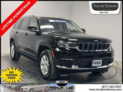 Used 2022 RAM 1500 Laramie image 1