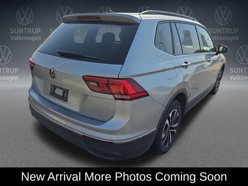 Used 2023 Volkswagen Tiguan S FWD image 2
