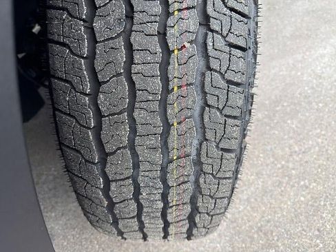 New 2026 GMC Acadia AT4 w/ Super Cruise Package image 11