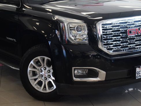 Used 2018 GMC Yukon XL SLT AWD/4WD image 55