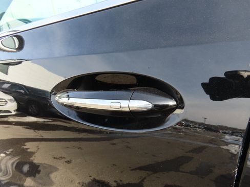 Used 2025 Buick Envision Preferred image 21