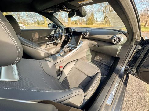 Used 2022 Mercedes-Benz SL 63 AMG 4MATIC w/ AMG Aerodynamic Package image 47