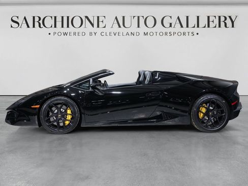 Used 2018 Lamborghini Huracan LP 580-2 RWD image 4