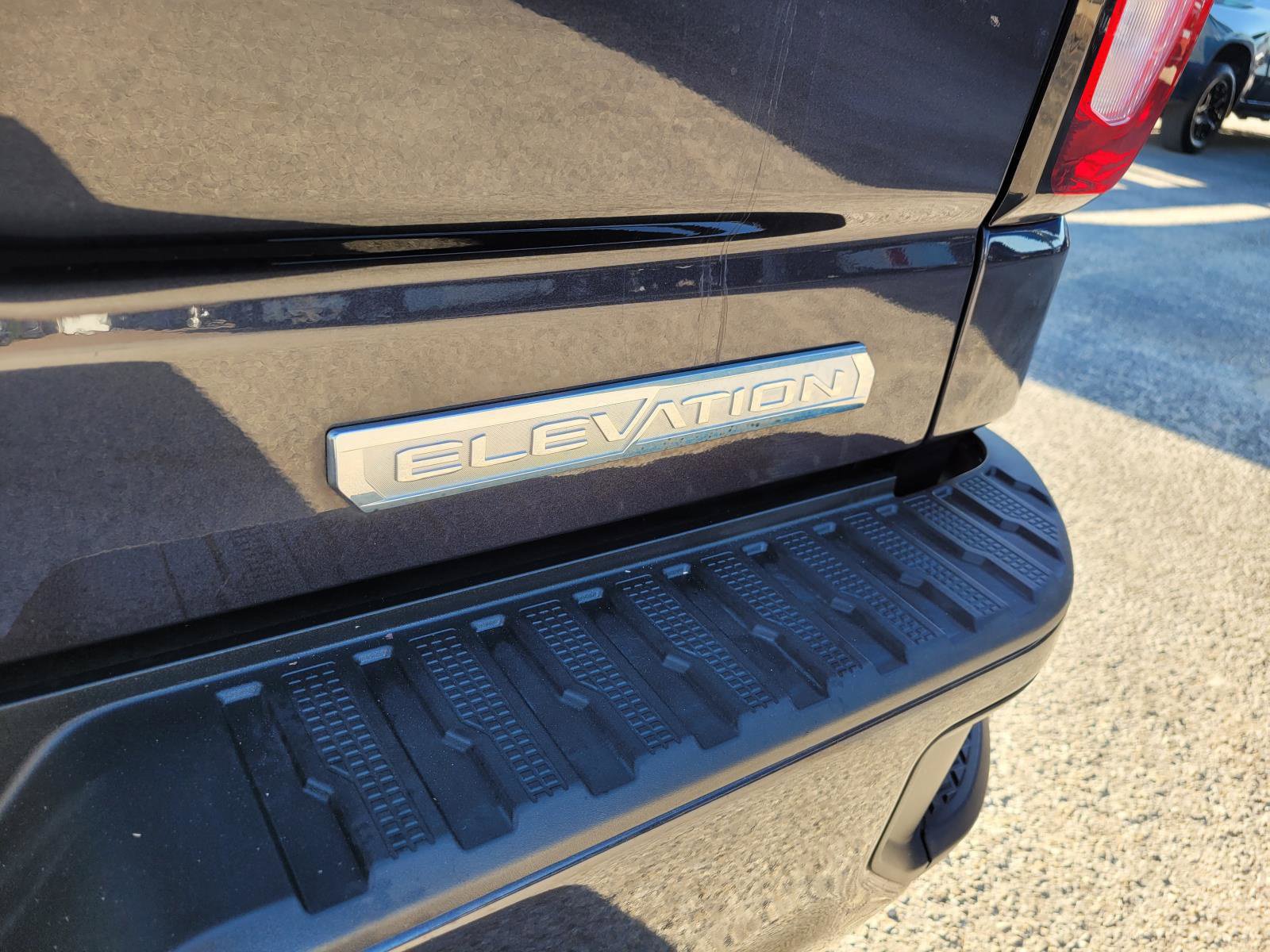 Used 2023 GMC Sierra 1500 Elevation AWD/4WD image 12