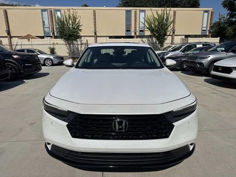 Certified 2023 Honda Accord EX-L image 2