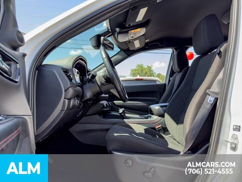 Used 2025 Dodge Durango GT RWD image 17