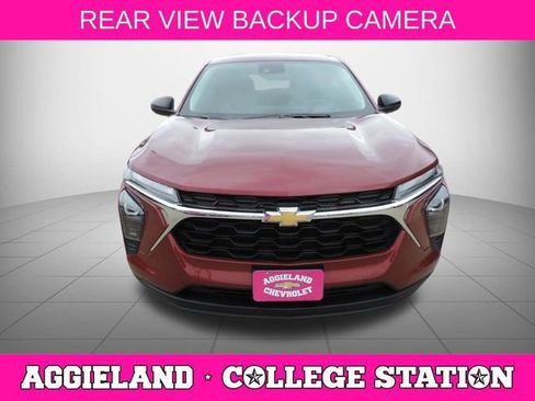 Certified 2024 Chevrolet Trax LS FWD image 9