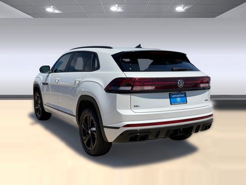 New 2026 Volkswagen Atlas Cross Sport SEL R-Line AWD/4WD image 3