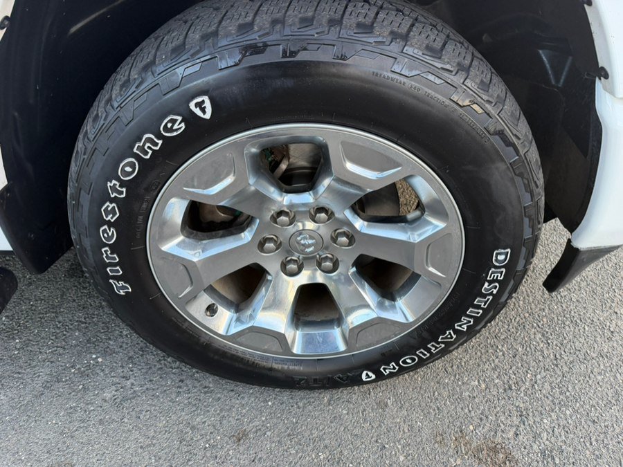 Used 2019 RAM 1500 Big Horn AWD/4WD image 14