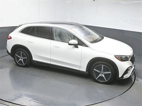 Used 2023 Mercedes-Benz EQE 500 4MATIC SUV image 41