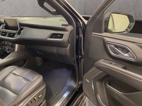 Used 2024 Chevrolet Suburban RST w/ Luxury Package AWD/4WD image 21