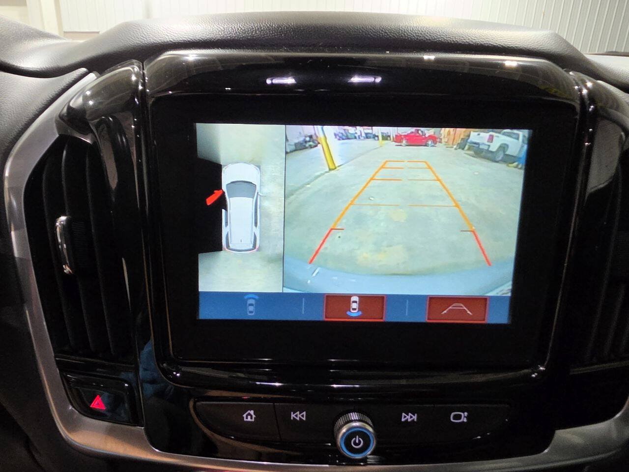 Used 2019 Chevrolet Traverse LT w/ LT Premium Package AWD/4WD image 40