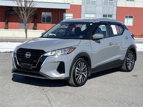 Used 2024 Nissan Kicks SV FWD image 28