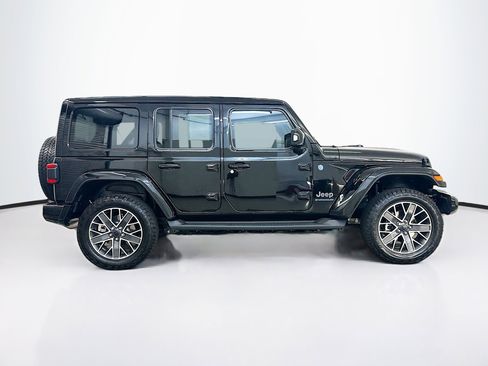 Used 2024 Jeep Wrangler High Altitude AWD/4WD image 10
