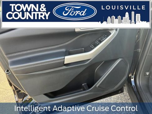 Used 2024 Ford Explorer XLT w/ Equipment Group 202A AWD/4WD image 11