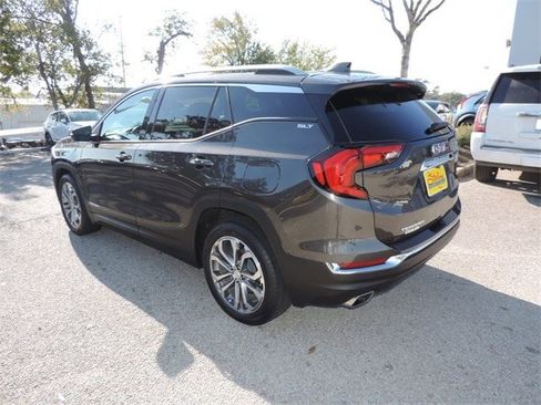 Used 2020 GMC Terrain SLT w/ Preferred Package image 7