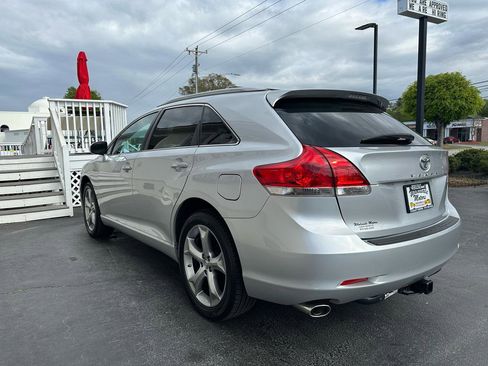Used 2009 Toyota Venza AWD image 4