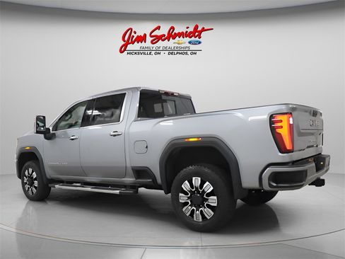 Used 2024 GMC Sierra 2500 Denali w/ Technology Package image 4