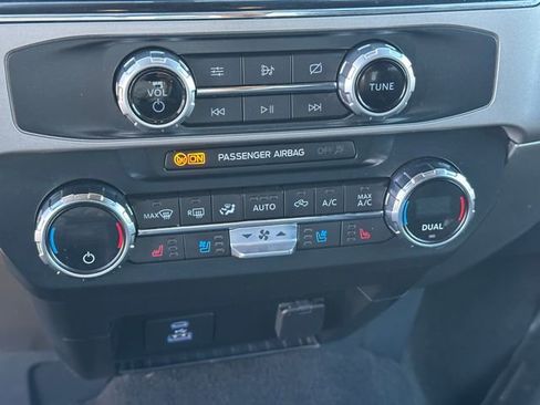 Used 2022 Ford F250 Lariat w/ Tremor Off-Road Package image 24