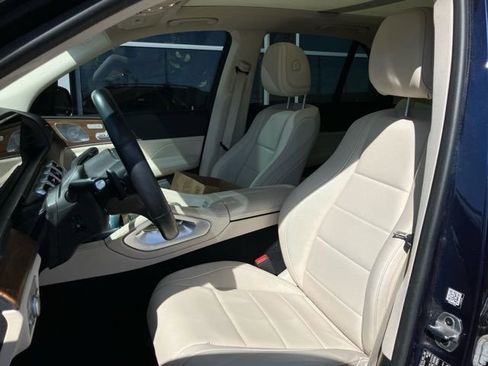 Used 2022 Mercedes-Benz GLE 350 4MATIC image 2