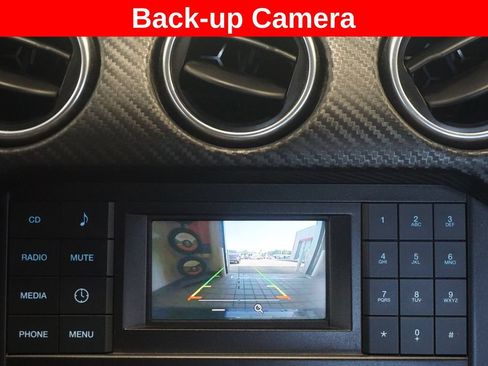 Used 2018 Ford Mustang Coupe RWD image 7