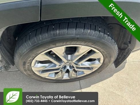 Used 2019 Toyota RAV4 XLE Premium w/ Protection Package FWD image 12