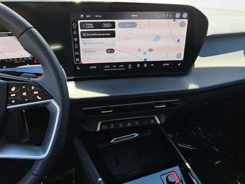 New 2026 Audi Q3 quattro 2.0T AWD/4WD image 23