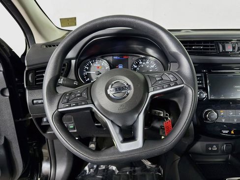 Used 2021 Nissan Rogue Sport S FWD image 13