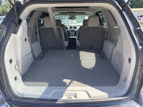Used 2015 Buick Enclave Leather w/ Trailering Package FWD image 11