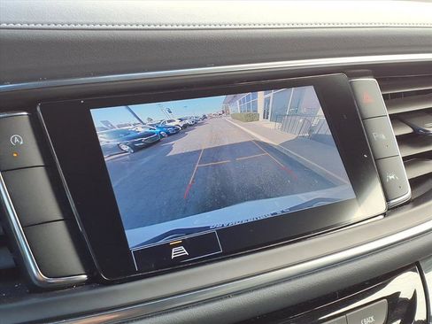 Used 2023 Buick Enclave Essence w/ Experience Buick Package image 7