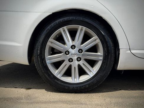 Used 2009 Toyota Avalon XL FWD image 28