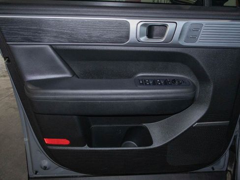 Used 2024 Hyundai Santa Fe Limited FWD image 11