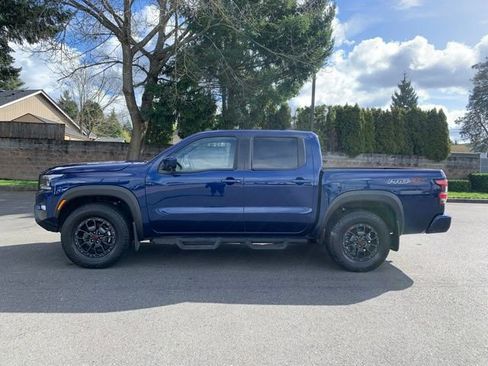 Used 2022 Nissan Frontier PRO-4X w/ Pro-4X Premium Package image 2