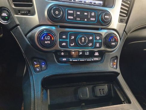Used 2015 Chevrolet Suburban LTZ AWD/4WD image 10