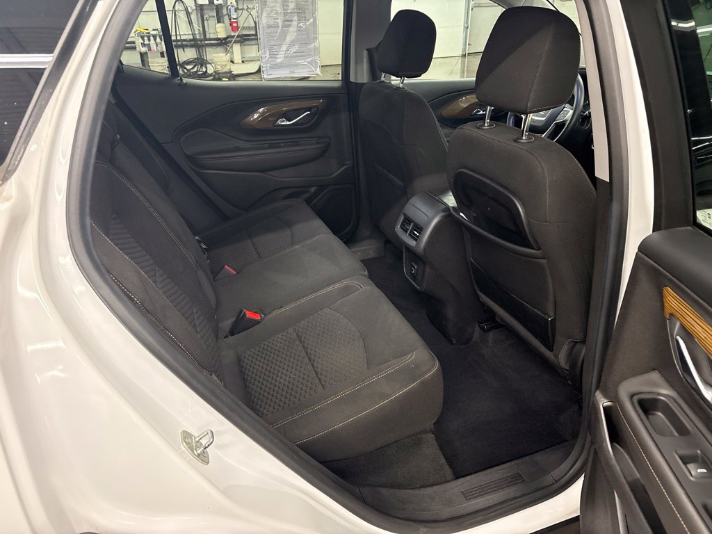 Used 2018 GMC Terrain SLE w/ Driver Convenience Package AWD/4WD image 11