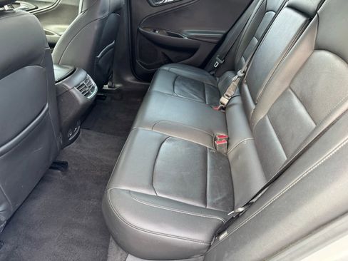 Used 2018 Chevrolet Malibu Premier image 23