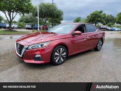 Used 2021 Nissan Altima 2.5 SV w/ SV Premium Package