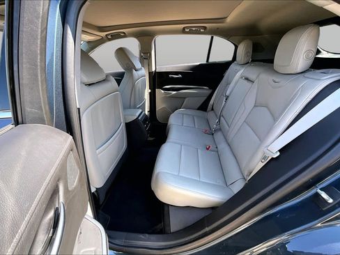 Used 2019 Cadillac XT4 Luxury w/ Cold Weather Package FWD image 20